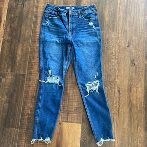Old Navy Rockstar Super Skinny Extra High Rise Jeans